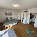 Krakovka Residence
